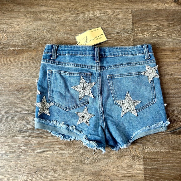 Snake Star Denim Shorts - Picture 3 of 4